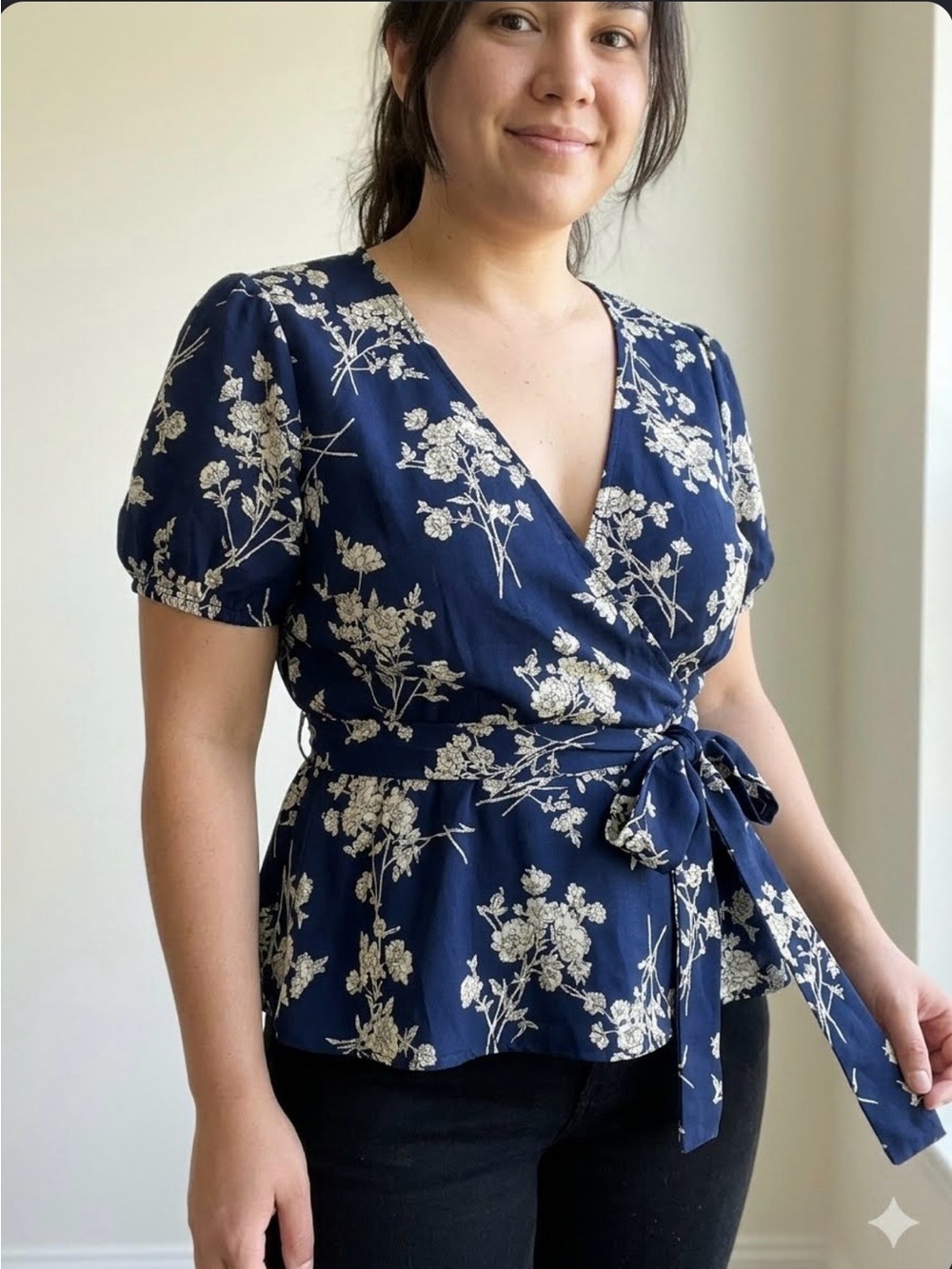Navy Blue Floral Wrap Blouse Short Puff Sleeve V-Neck Ruffle Tie Side top Sz 2xl